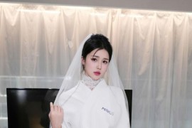 [秀人网] 2025.05.16 NO.10283 奶芙酱-EVA 首套写真[79P/803MB] - 微蜜图社-微蜜图社