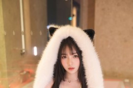 [秀人网] 2025.05.21 NO.10302 软情 白色情趣[52P/489MB] - 微蜜图社-微蜜图社
