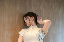 [秀人网] 2025.07.31 NO.10605 刘婷婷 浅色旗袍[73P/682MB] - 微蜜图社-微蜜图社